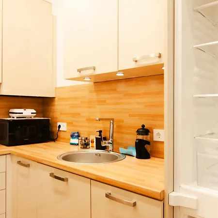 Dzirnavu 113a 1-bedroom Appartement *